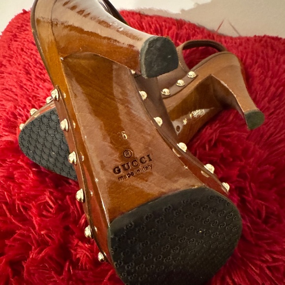 Gucci Wooden Heel Clog - Picture 3 of 3